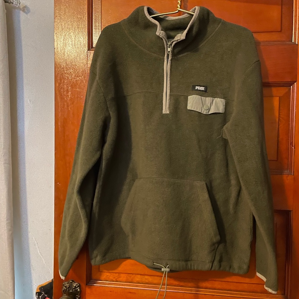 VS half zip sweatshirt